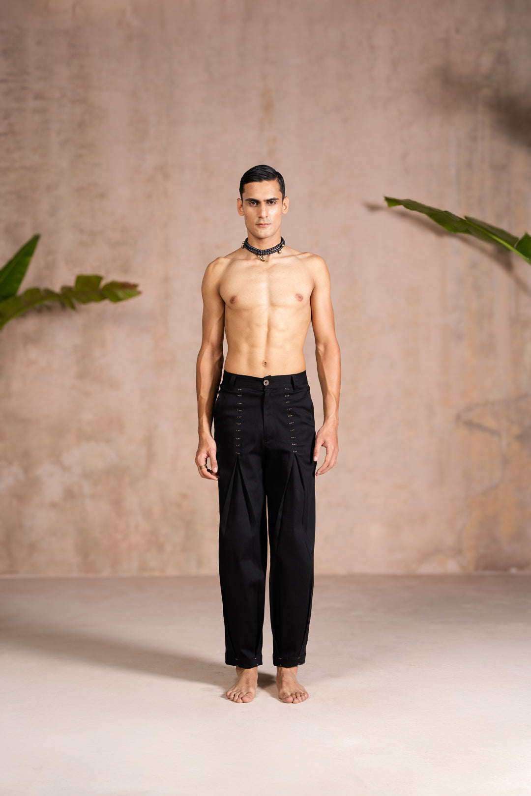 GUNLINE BLACK PANTS