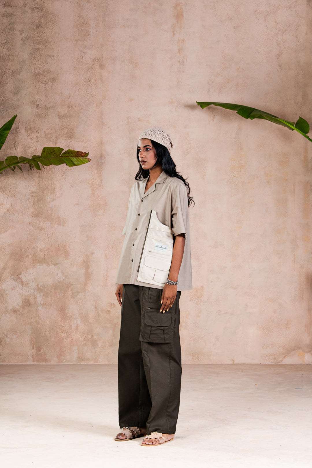 RETRACTABLE UTILITY SHIRT