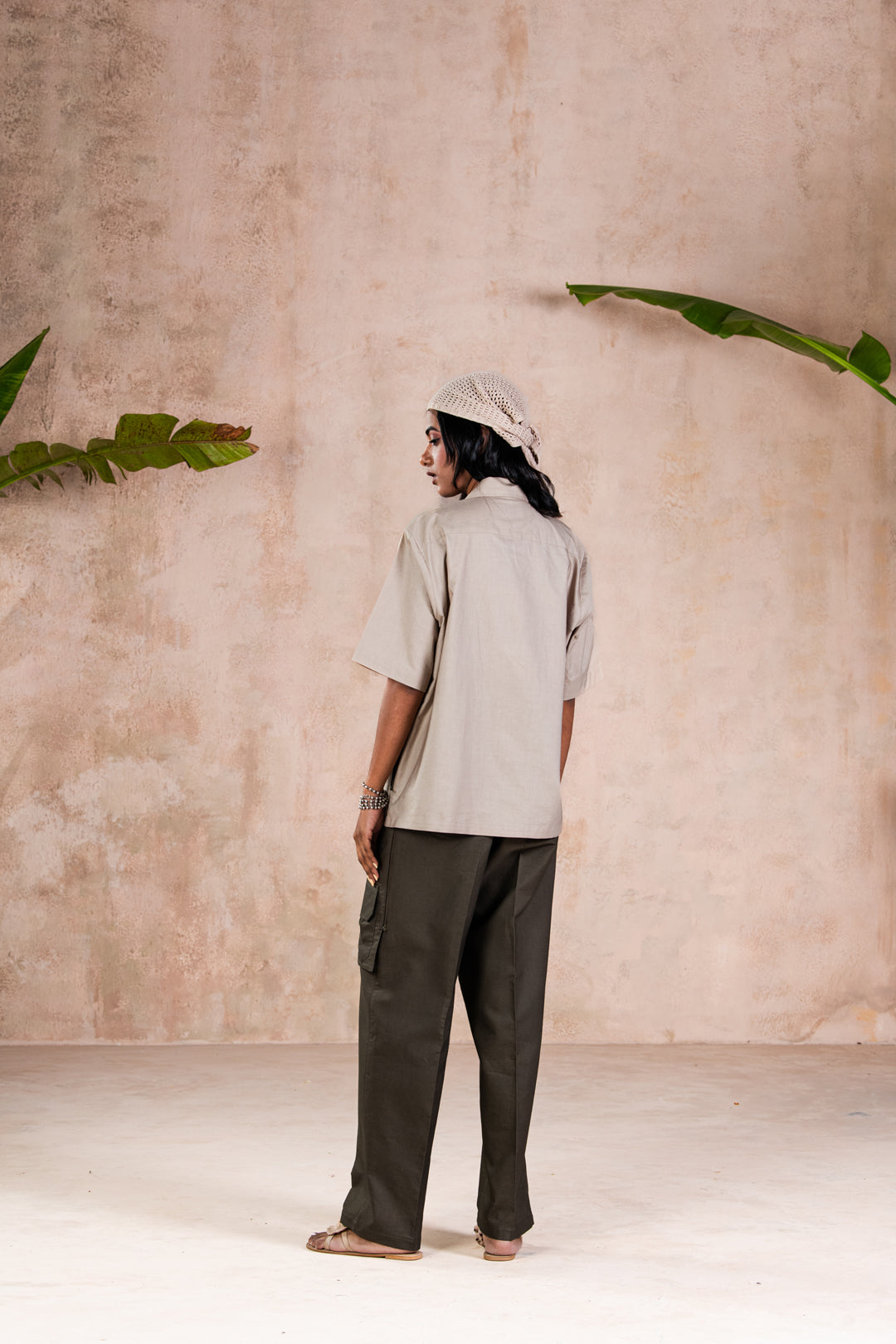 RETRACTABLE UTILITY SHIRT