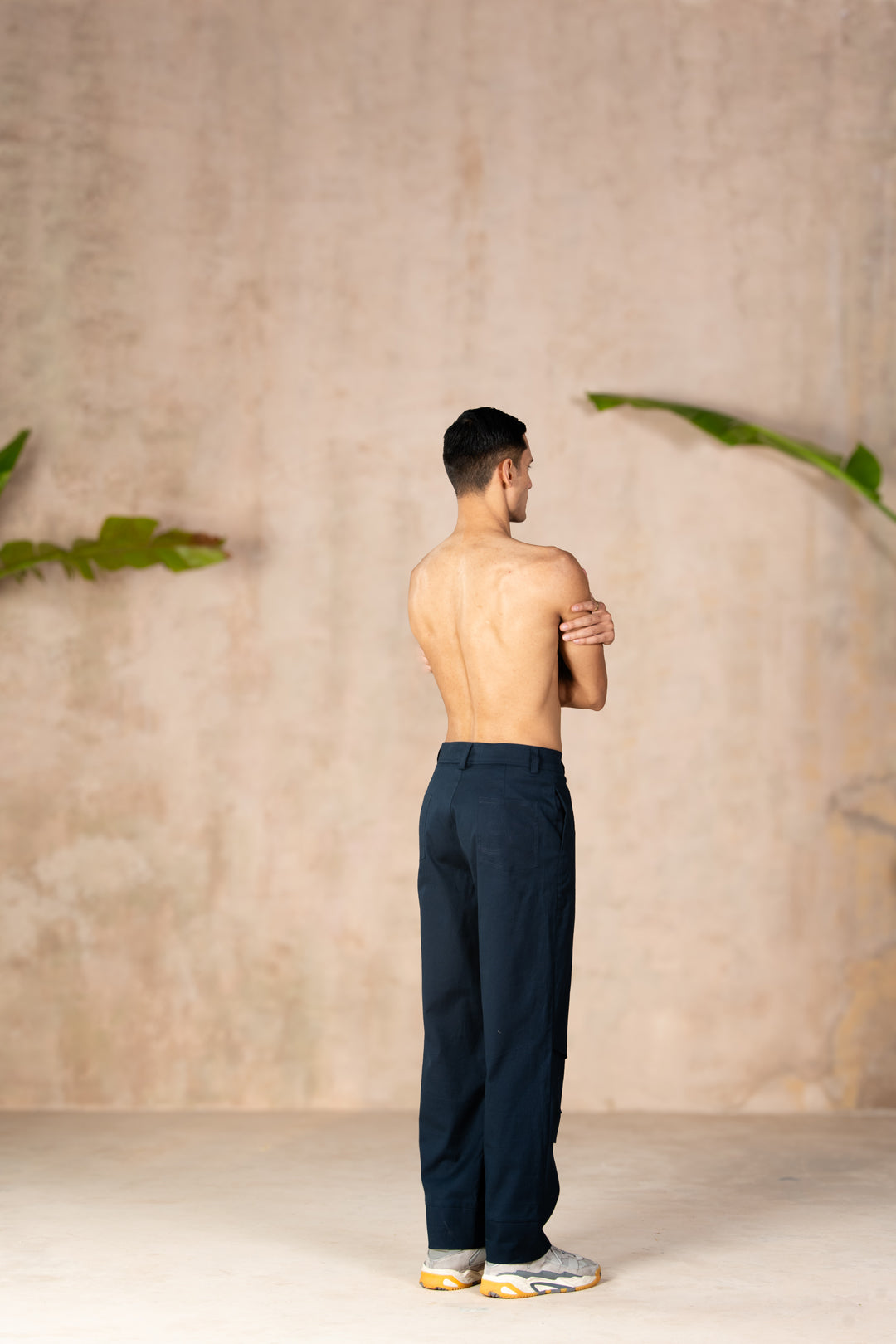 INDIGO PARACHUTE PANTS