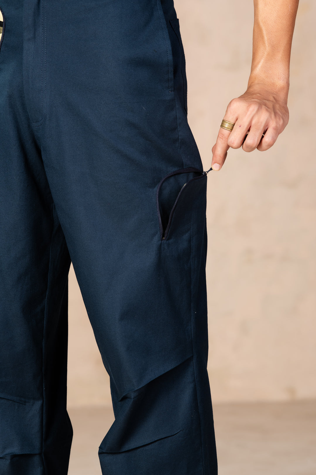 INDIGO PARACHUTE PANTS